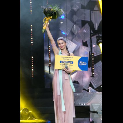 Zmagovalka 38. festivala MMS Lea Sirk z nagrado Občine Piran