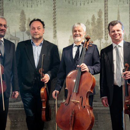 GODALNI KVARTET TARTINI
Miran Kolbl, prva violina 
Romeo Drucker,  druga violina 
Aleksandar Milo&scaron;ev, viola 
Milo&scaron; Mlejnik, violončelo
